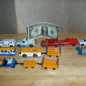 International Airport 12pc Mixed Lot Good Pre-own